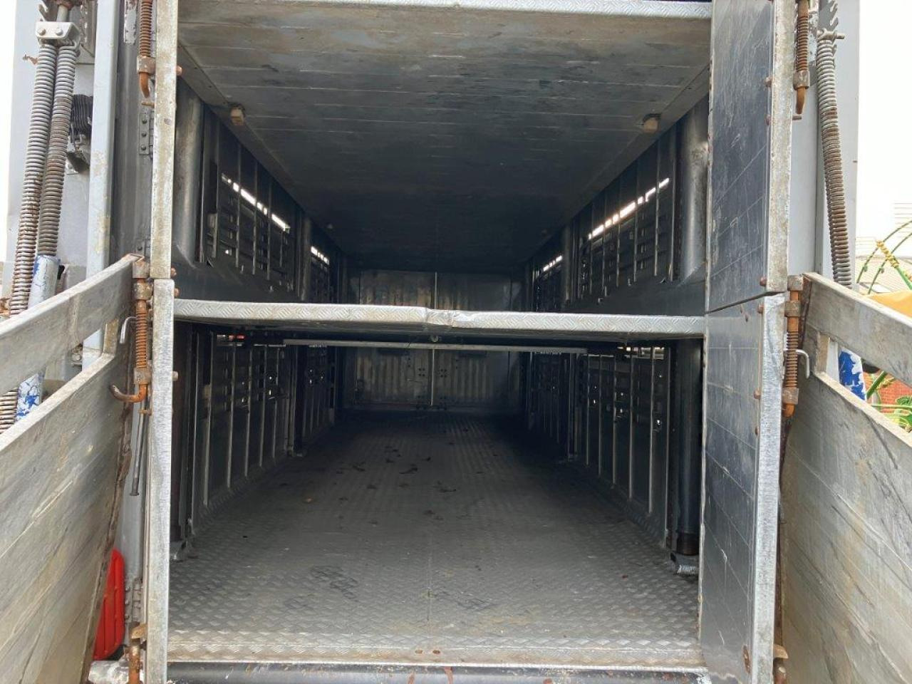 Trailer pertanian Pezzaioli 3-Stock: gambar 10 Trailer pertanian Pezzaioli 3-Stock: gambar 10