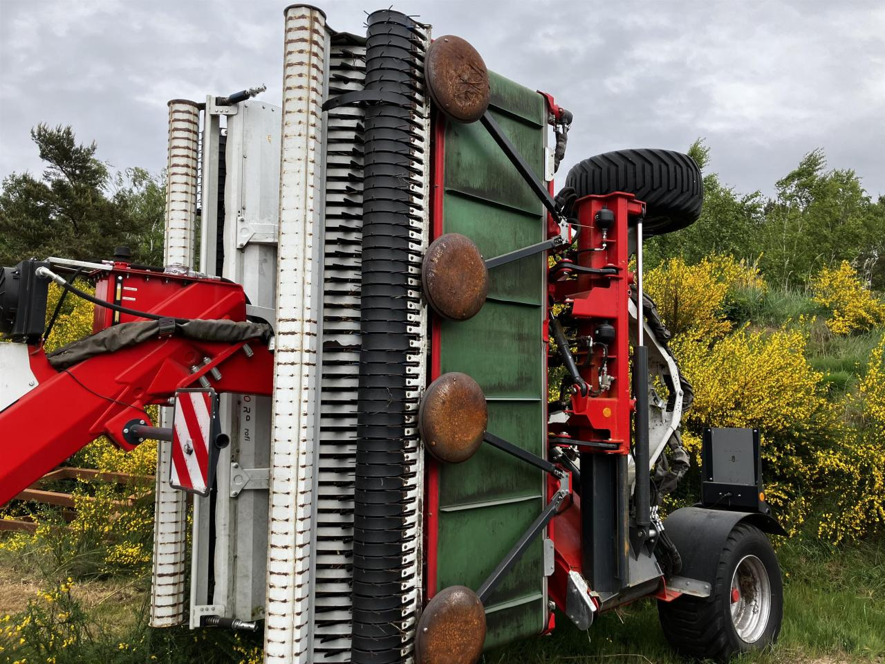 Reiter Respiro R9 Profi 820 - Tedder/ Menyapu: gambar 4 Reiter Respiro R9 Profi 820 - Tedder/ Menyapu: gambar 4