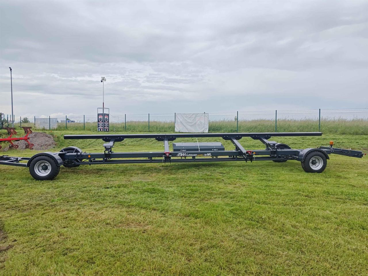 TAM Leguan Quattro ML 30ft - Header biji-bijian: gambar 5 TAM Leguan Quattro ML 30ft - Header biji-bijian: gambar 5