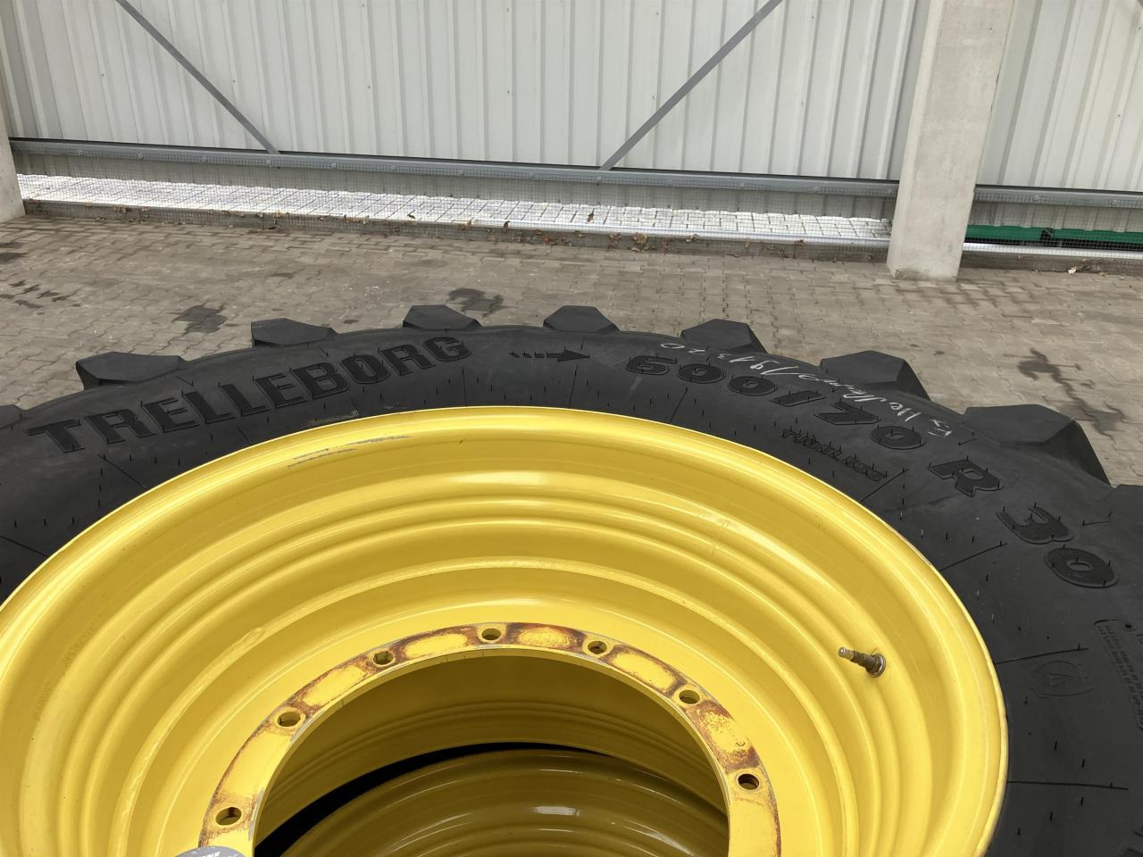 Trelleborg 600/70R30 - Ban untuk Peralatan pertanian: gambar 5 Trelleborg 600/70R30 - Ban untuk Peralatan pertanian: gambar 5