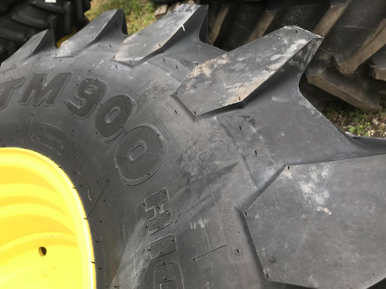 Trelleborg 600/70R30 - Ban untuk Peralatan pertanian: gambar 3 Trelleborg 600/70R30 - Ban untuk Peralatan pertanian: gambar 3