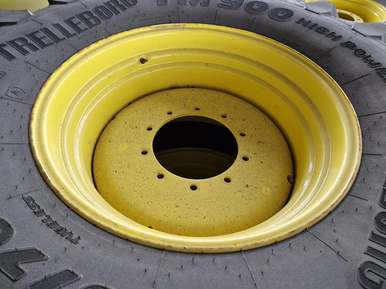 Trelleborg 600/70R30 - Ban untuk Peralatan pertanian: gambar 4 Trelleborg 600/70R30 - Ban untuk Peralatan pertanian: gambar 4