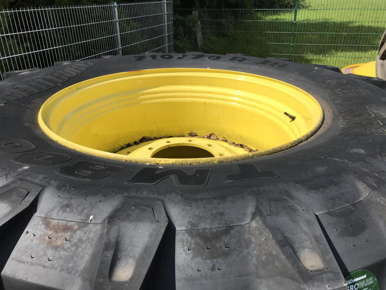 Trelleborg 710/70R38 - Ban untuk Peralatan pertanian: gambar 5 Trelleborg 710/70R38 - Ban untuk Peralatan pertanian: gambar 5
