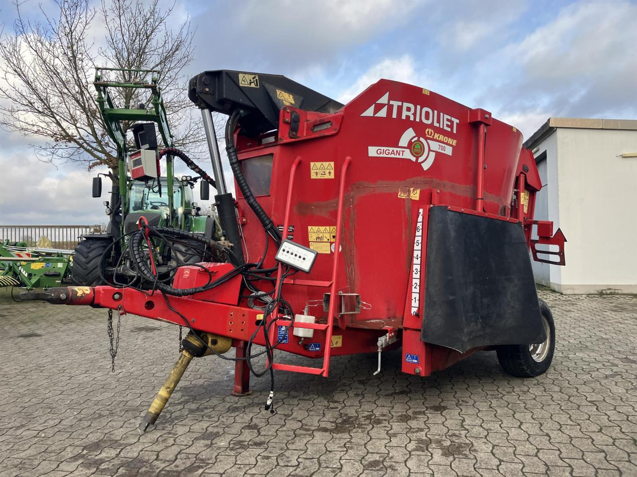 Trioliet Gigant 700 - Mixer-pengumpan: gambar 1 Trioliet Gigant 700 - Mixer-pengumpan: gambar 1