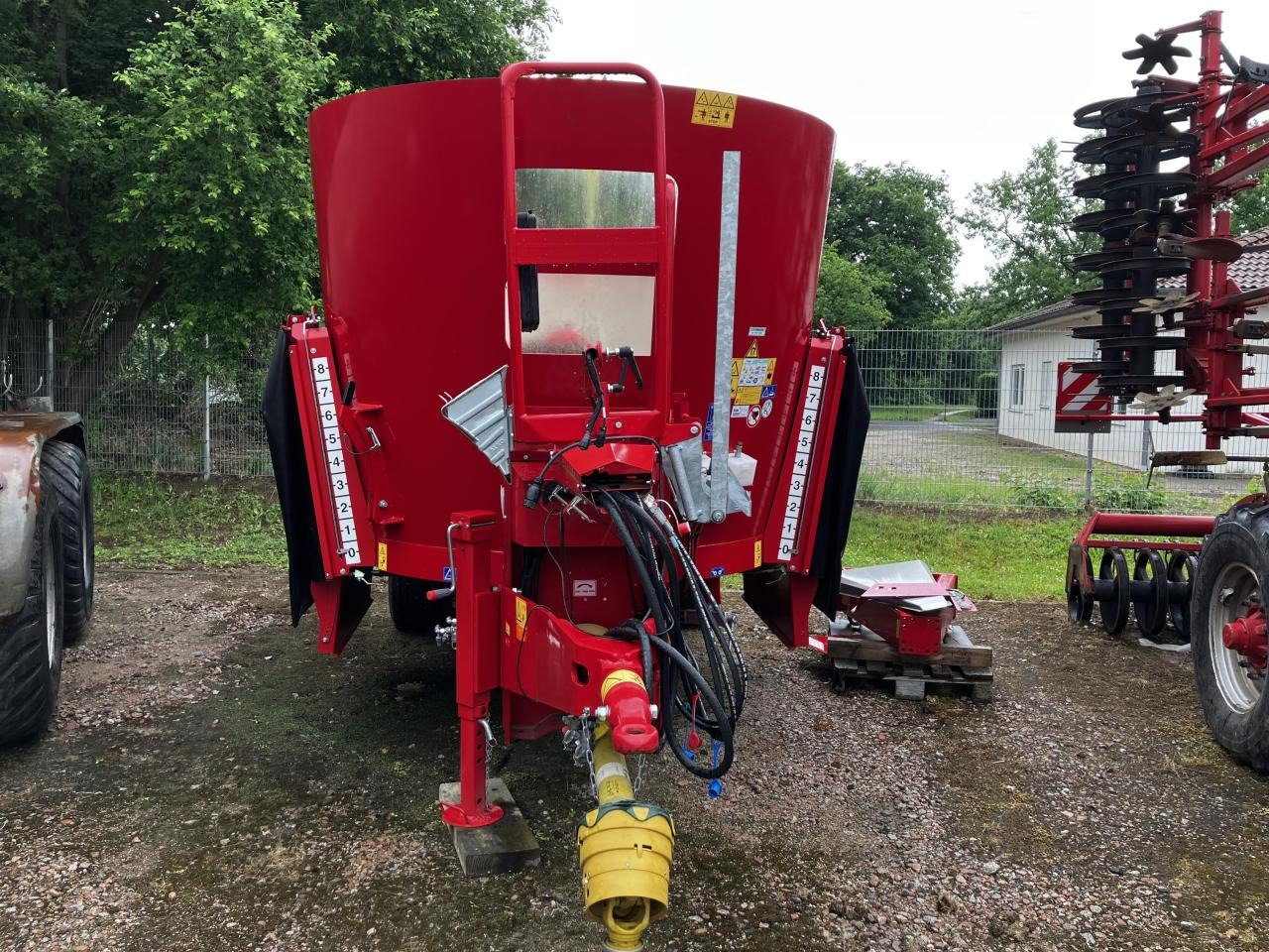 Trioliet Solomix 2 1800 ZK - Mixer-pengumpan: gambar 3 Trioliet Solomix 2 1800 ZK - Mixer-pengumpan: gambar 3