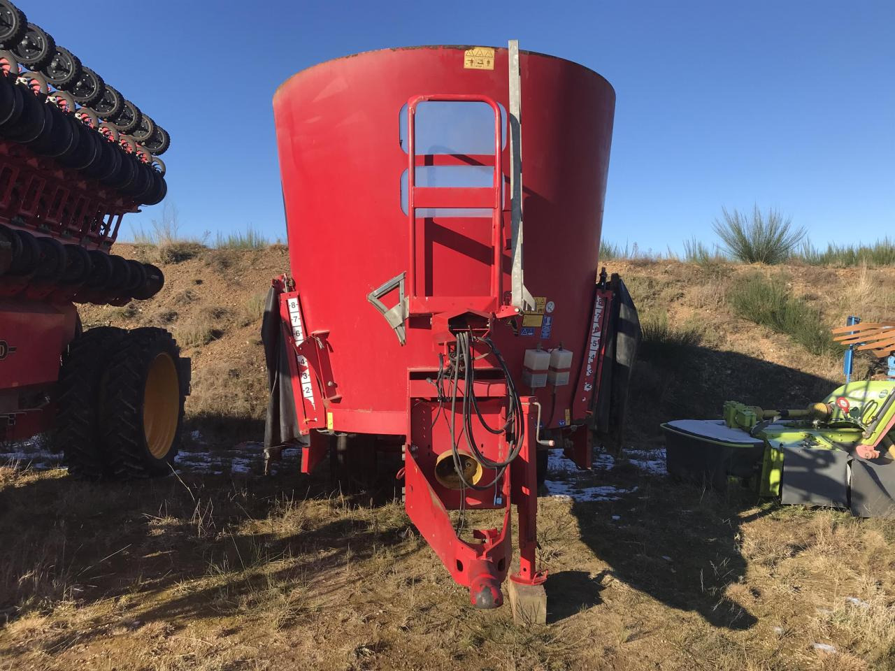 Trioliet Solomix 2 / 2400 ZK - Mixer-pengumpan: gambar 4 Trioliet Solomix 2 / 2400 ZK - Mixer-pengumpan: gambar 4