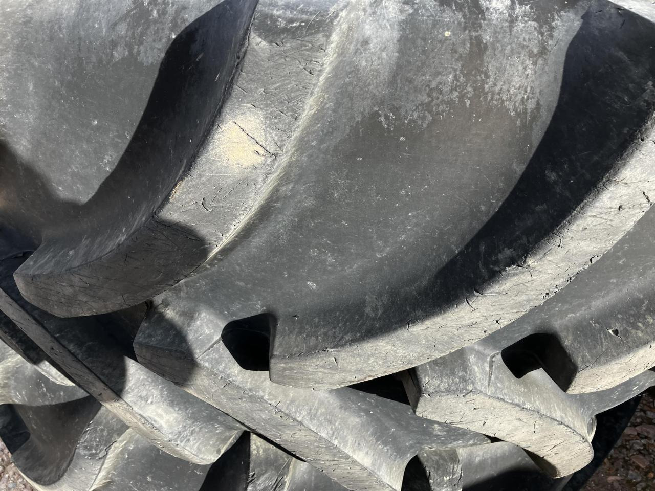 Vredestein 600/70R30 - Ban untuk Peralatan pertanian: gambar 3 Vredestein 600/70R30 - Ban untuk Peralatan pertanian: gambar 3