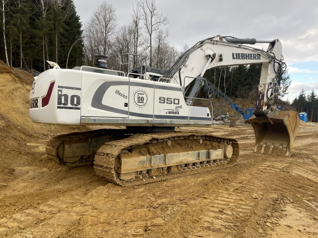 LIEBHERR R 950 SME - Ekskavator perayap: gambar 4 LIEBHERR R 950 SME - Ekskavator perayap: gambar 4