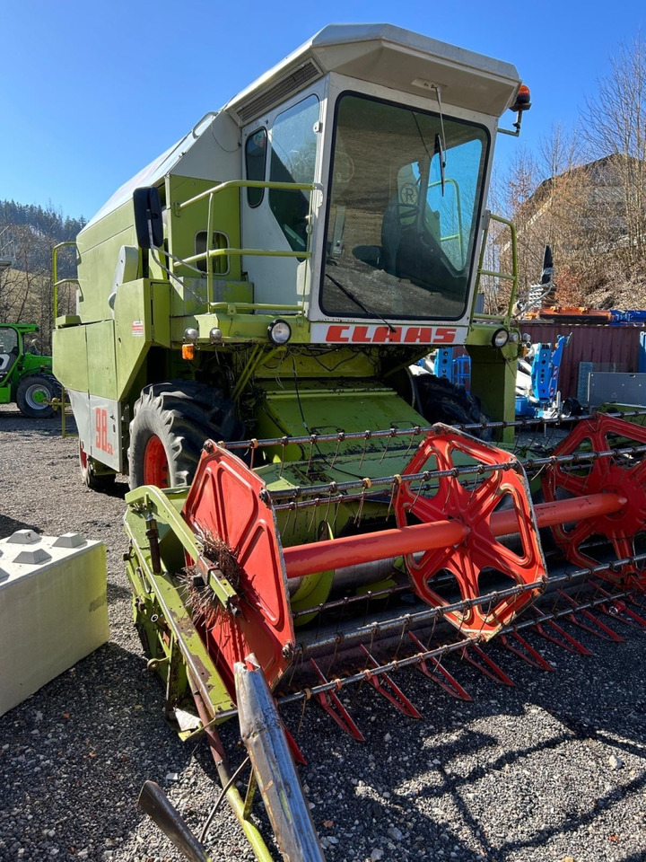 Claas Dominator 96 Mähdrescher - Pemanen gabungan: gambar 5 Claas Dominator 96 Mähdrescher - Pemanen gabungan: gambar 5