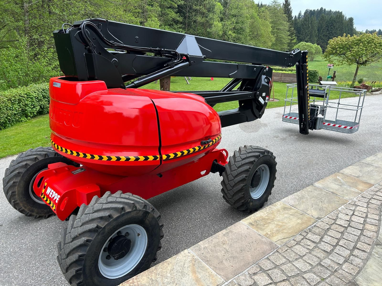 Manitou 200 ATJ - Boom artikulasi: gambar 1 Manitou 200 ATJ - Boom artikulasi: gambar 1