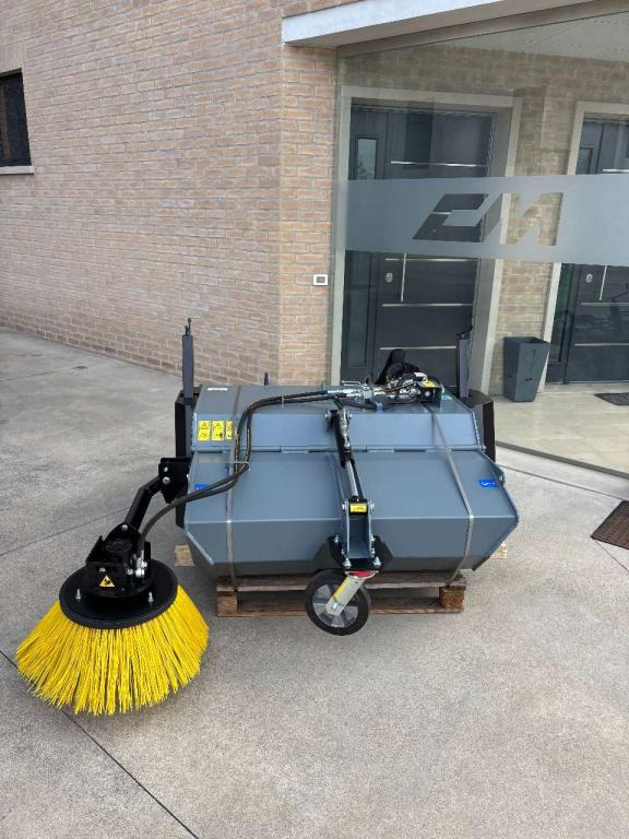 CM CM Crusher CSI 125 con attacco macchina polifunzionale - Sapu untuk Skid steer: gambar 1 CM CM Crusher CSI 125 con attacco macchina polifunzionale - Sapu untuk Skid steer: gambar 1