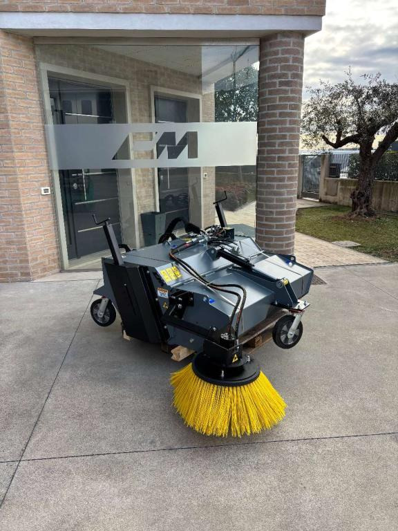 CM CM Crusher CSI 125 con attacco macchina polifunzionale - Sapu untuk Skid steer: gambar 2 CM CM Crusher CSI 125 con attacco macchina polifunzionale - Sapu untuk Skid steer: gambar 2