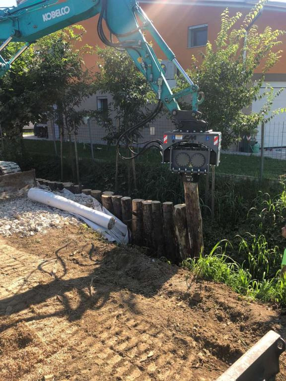 CM Crusher PV 60.100 Pile Driver - Sopir tumpukan untuk Peralatan konstruksi: gambar 1 CM Crusher PV 60.100 Pile Driver - Sopir tumpukan untuk Peralatan konstruksi: gambar 1