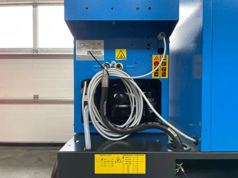 Kompresor udara baru Alup Sonetto 5 + 200 Elektrische Schroefcompressor 4 kW 470 L / min 10 Bar met droger en ketel: gambar 7 Kompresor udara baru Alup Sonetto 5 + 200 Elektrische Schroefcompressor 4 kW 470 L / min 10 Bar met droger en ketel: gambar 7