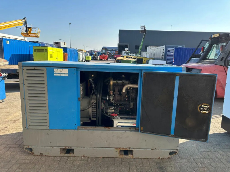 Genset Atlas-Copco QAS 60 Perkins Stamford 60 kVA Silent Rental generatorset: gambar 7