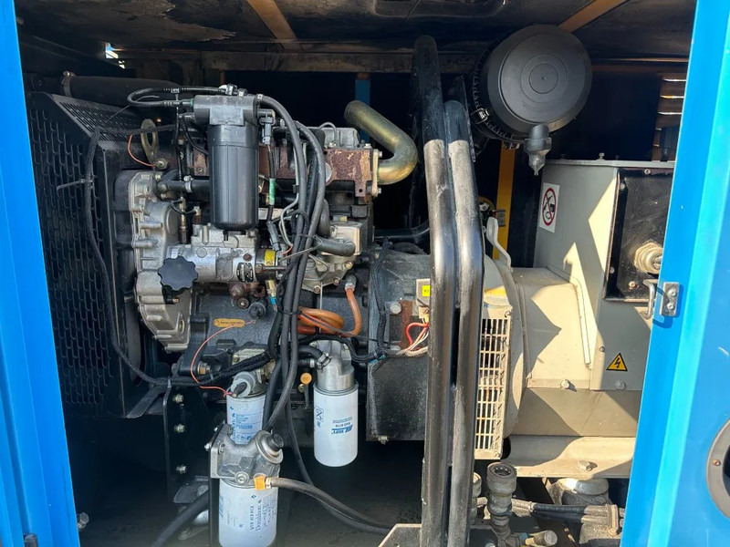 Atlas-Copco QAS 60 Perkins Stamford 60 kVA Silent Rental generatorset - Genset: gambar 4 Atlas-Copco QAS 60 Perkins Stamford 60 kVA Silent Rental generatorset - Genset: gambar 4