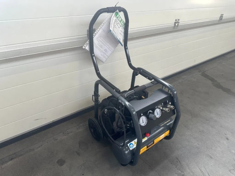 COMPRESSOR Contimac Rollcage 270 Olievrije Zuigercompressor 2 PK 230 L / min 9 Bar New ! - Kompresor udara: gambar 5 COMPRESSOR Contimac Rollcage 270 Olievrije Zuigercompressor 2 PK 230 L / min 9 Bar New ! - Kompresor udara: gambar 5
