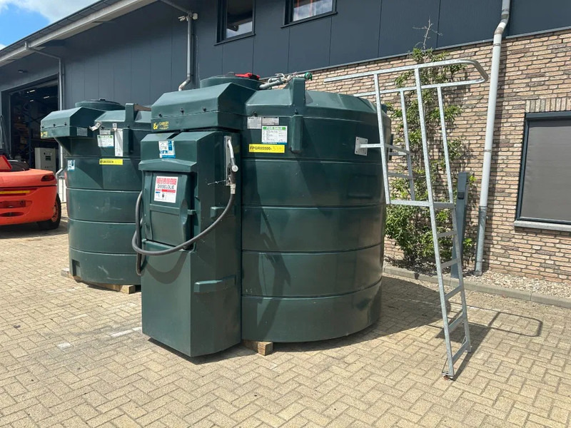 Carbery Kiwa dubbelwandig met mangat Dieseltank 5700 liter met 230 V pompset New ! Overstock - Kontainer pengiriman: gambar 5 Carbery Kiwa dubbelwandig met mangat Dieseltank 5700 liter met 230 V pompset New ! Overstock - Kontainer pengiriman: gambar 5