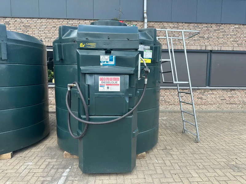 Carbery Kiwa dubbelwandig met mangat Dieseltank 5700 liter met 230 V pompset New ! Overstock - Kontainer pengiriman: gambar 1 Carbery Kiwa dubbelwandig met mangat Dieseltank 5700 liter met 230 V pompset New ! Overstock - Kontainer pengiriman: gambar 1
