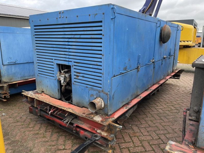Caterpillar C13 Leroy Somer 400 kVA Silent generatorset - Genset: gambar 1 Caterpillar C13 Leroy Somer 400 kVA Silent generatorset - Genset: gambar 1