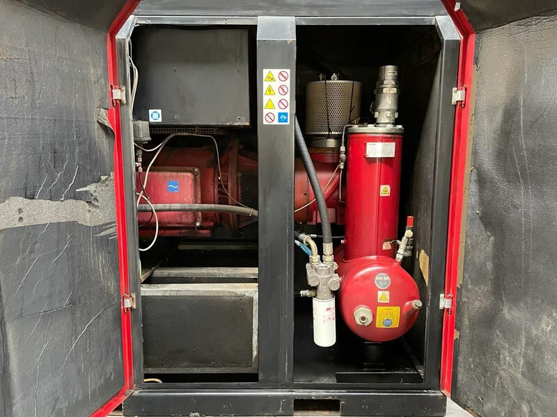Ecoair D102 Elektrische Schroefcompressor 75 kW 10.000 L / min 8 Bar - Kompresor udara: gambar 3 Ecoair D102 Elektrische Schroefcompressor 75 kW 10.000 L / min 8 Bar - Kompresor udara: gambar 3