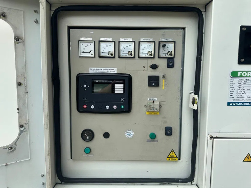 GESAN DVR 250 Volvo Stamford 275 kVA Silent Rental generatorset - Genset: gambar 4 GESAN DVR 250 Volvo Stamford 275 kVA Silent Rental generatorset - Genset: gambar 4