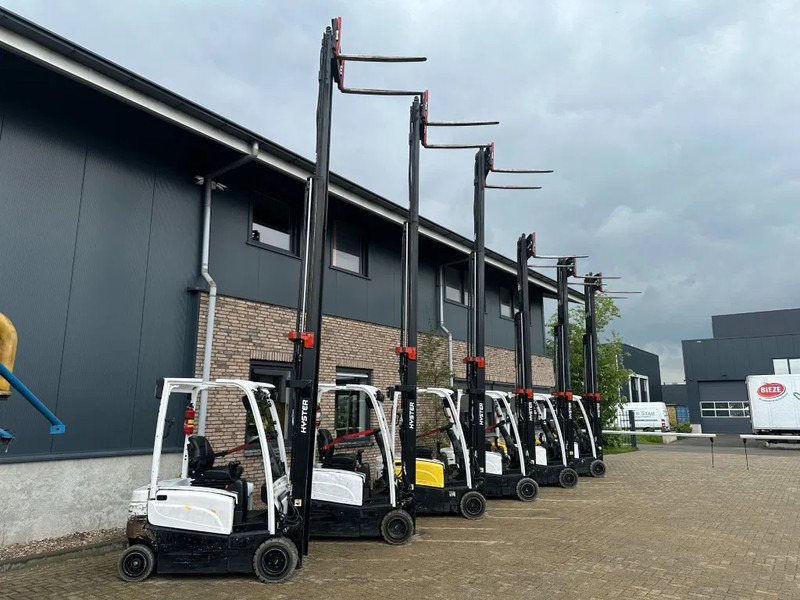 Forklift listrik Hyster J1.8XN MWB 1.8 ton Triplex Freelift Sideshift Positioner Elektra Heftruck Accu 2023: gambar 6