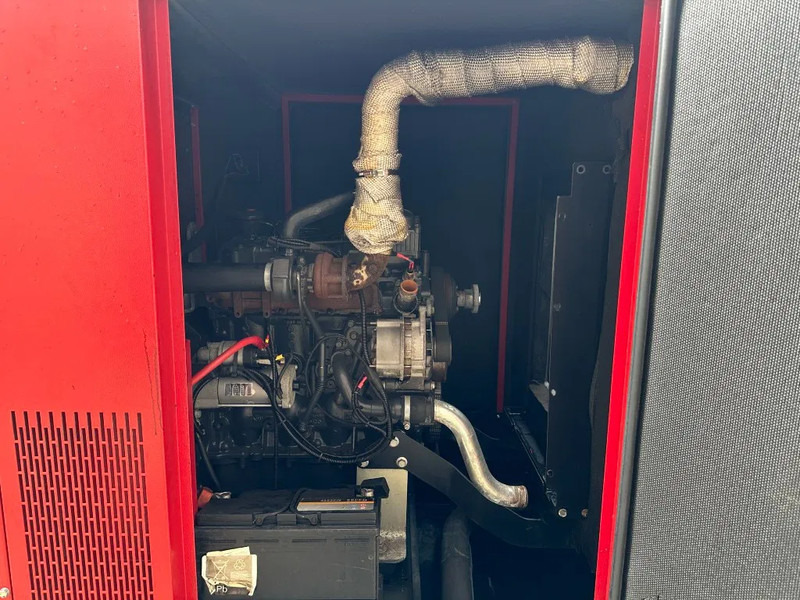 Iveco FPT Tecnogen Mecc Alte Spa 40 kVA Silent generatorset - Genset: gambar 4 Iveco FPT Tecnogen Mecc Alte Spa 40 kVA Silent generatorset - Genset: gambar 4