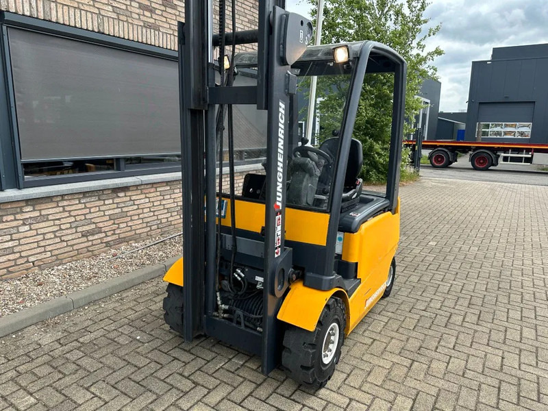 Jungheinrich EFG 425 K 2.5 ton Triplex Freelift Sideshift Elektra Heftruck - Forklift listrik: gambar 3 Jungheinrich EFG 425 K 2.5 ton Triplex Freelift Sideshift Elektra Heftruck - Forklift listrik: gambar 3