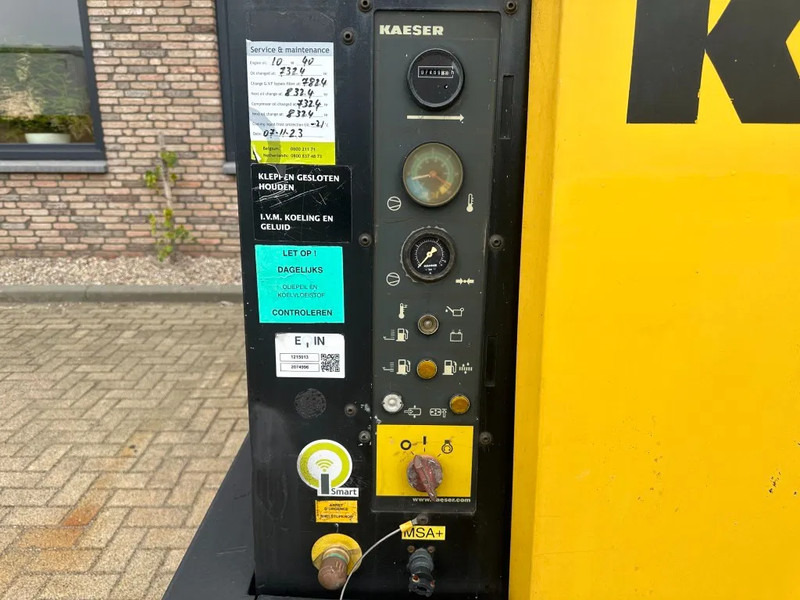 Kaeser M122 Deutz 11.1 m3 / min 10 Bar 83 kW Mobiele Diesel Compressor - Kompresor udara: gambar 5 Kaeser M122 Deutz 11.1 m3 / min 10 Bar 83 kW Mobiele Diesel Compressor - Kompresor udara: gambar 5