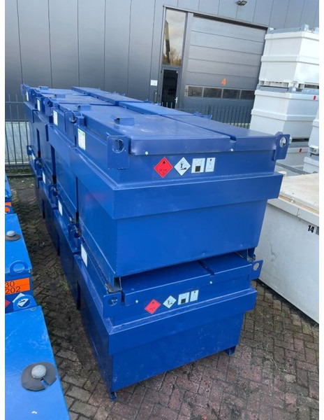 Kiwa IBC Steenbergen 750 liter Dieseltank met handpomp - Tangki penyimpanan: gambar 5 Kiwa IBC Steenbergen 750 liter Dieseltank met handpomp - Tangki penyimpanan: gambar 5