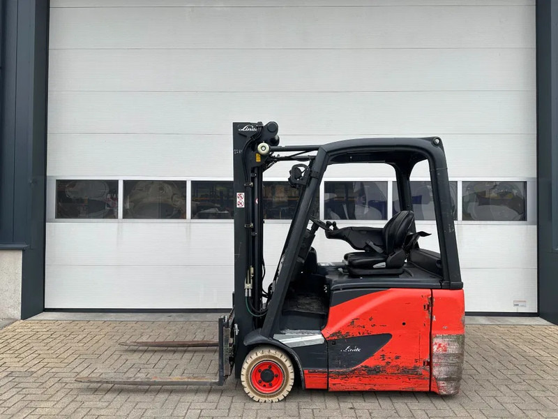 Linde E16H-02 1.6 ton Triplex Freelift Sideshift Elektra Heftruck 2016 - Forklift listrik: gambar 1 Linde E16H-02 1.6 ton Triplex Freelift Sideshift Elektra Heftruck 2016 - Forklift listrik: gambar 1