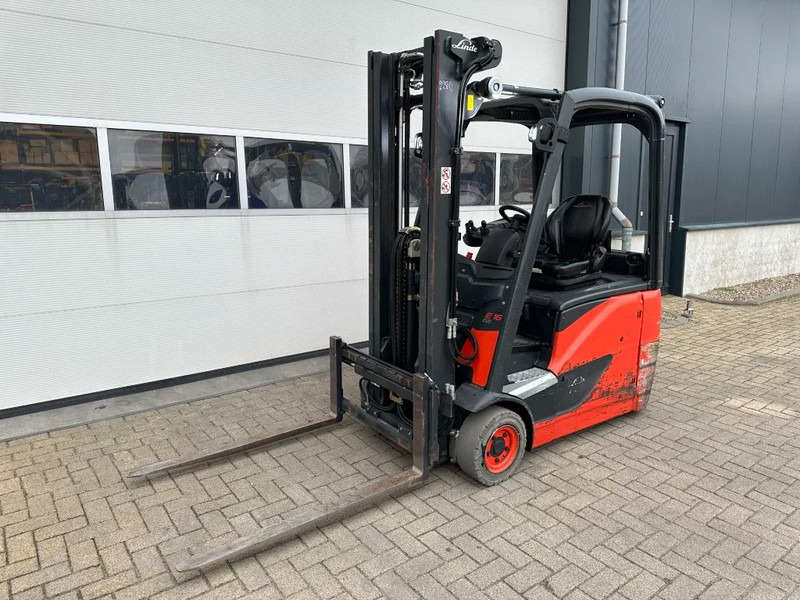 Linde E16H-02 1.6 ton Triplex Freelift Sideshift Elektra Heftruck 2016 - Forklift listrik: gambar 5 Linde E16H-02 1.6 ton Triplex Freelift Sideshift Elektra Heftruck 2016 - Forklift listrik: gambar 5