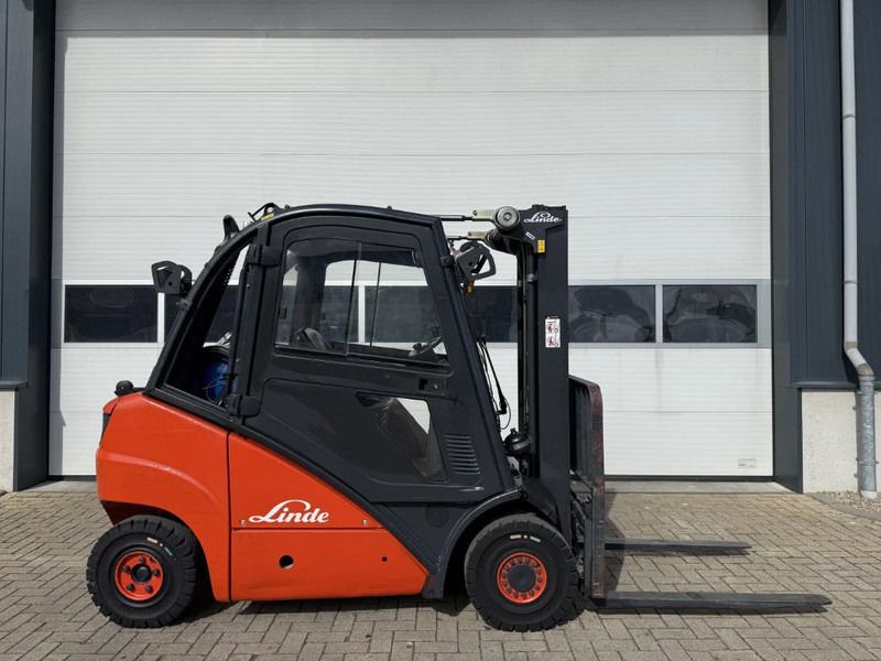 Linde H25T 2.5 ton Triplex Freelift Sideshift LPG Heftruck - Forklift LPG: gambar 1 Linde H25T 2.5 ton Triplex Freelift Sideshift LPG Heftruck - Forklift LPG: gambar 1