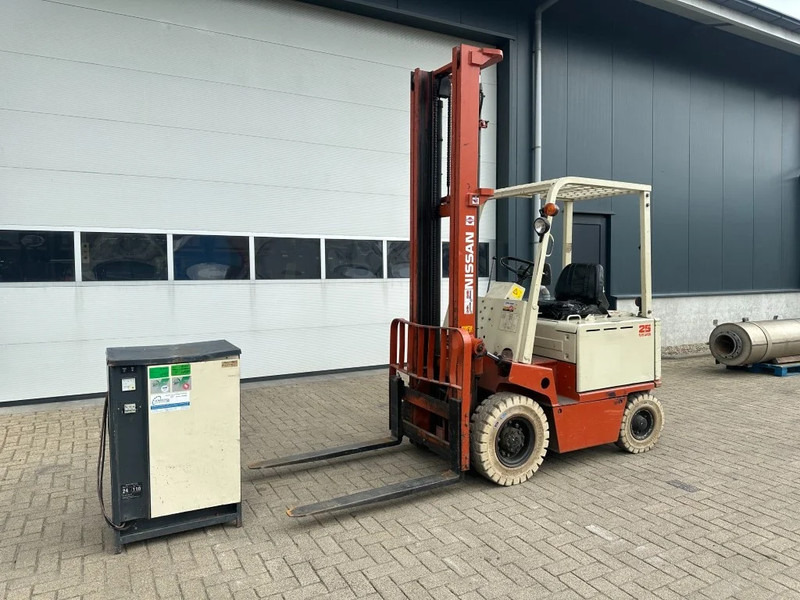 Nissan 2.5 ton Duplex Elektra Heftruck 5 meter hefhoogte - Forklift listrik: gambar 2 Nissan 2.5 ton Duplex Elektra Heftruck 5 meter hefhoogte - Forklift listrik: gambar 2