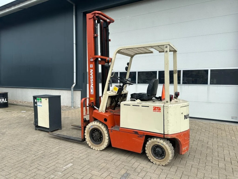 Nissan 2.5 ton Duplex Elektra Heftruck 5 meter hefhoogte - Forklift listrik: gambar 4 Nissan 2.5 ton Duplex Elektra Heftruck 5 meter hefhoogte - Forklift listrik: gambar 4