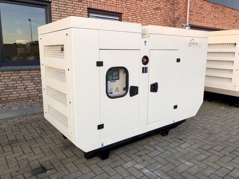Perkins 33 kVA Supersilent generatorset - Genset: gambar 3 Perkins 33 kVA Supersilent generatorset - Genset: gambar 3