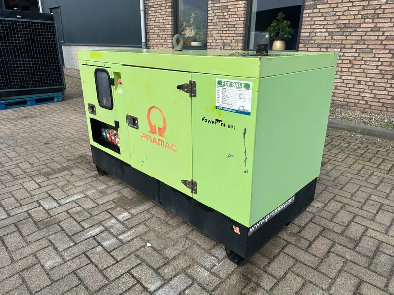 Pramac GSW22 Yanmar Mecc Alte Spa 22 kVA Silent generatorset - Genset: gambar 5 Pramac GSW22 Yanmar Mecc Alte Spa 22 kVA Silent generatorset - Genset: gambar 5