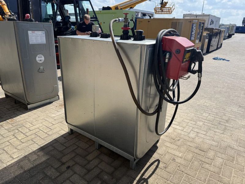 Roth Roth DWT 1000 liter Tank Verzinkt 230 Volt Pompset as New ! - Kontainer pengiriman: gambar 5 Roth Roth DWT 1000 liter Tank Verzinkt 230 Volt Pompset as New ! - Kontainer pengiriman: gambar 5