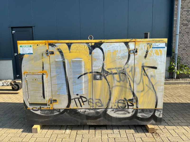 SDMO Perkins Leroy Somer 40 kVA Silent generatorset ex Emergency 206 hours ! - Genset: gambar 1 SDMO Perkins Leroy Somer 40 kVA Silent generatorset ex Emergency 206 hours ! - Genset: gambar 1