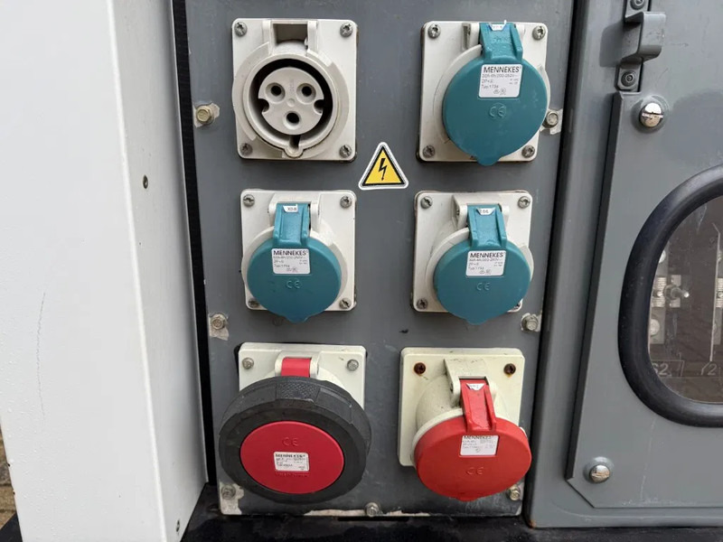 Genset SDMO R90 C3 John Deere Leroy Somer 90 kVA Silent Rental generatorset: gambar 20