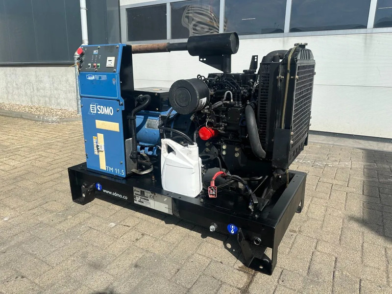 SDMO TM11.5KM Mitsubishi Mecc Alte Spa 16 kVA generatorset - Genset: gambar 2 SDMO TM11.5KM Mitsubishi Mecc Alte Spa 16 kVA generatorset - Genset: gambar 2