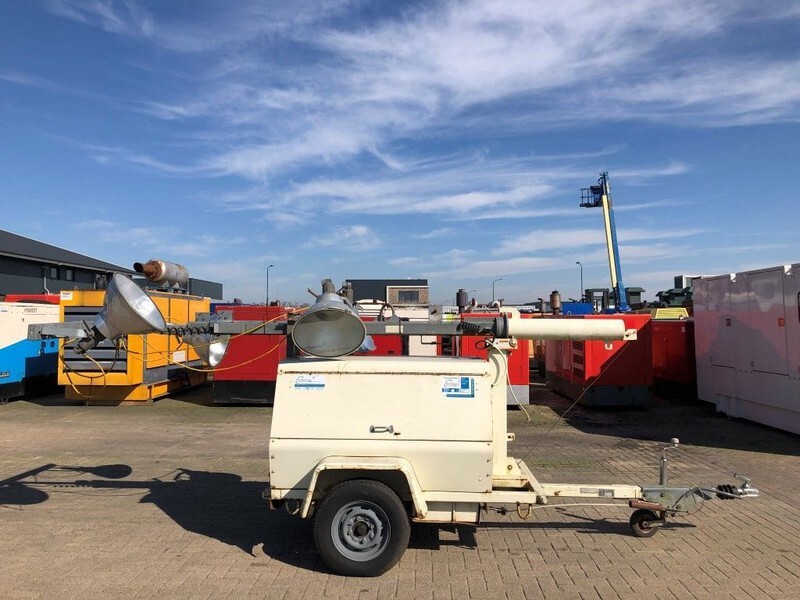 Terex Kubota Leroy Somer 7 kVA lichtmast aggregaat light tower - Menara penerangan: gambar 1 Terex Kubota Leroy Somer 7 kVA lichtmast aggregaat light tower - Menara penerangan: gambar 1