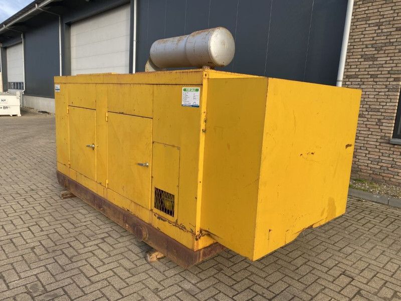 VM 1308 Unelec 165 kVA Silent generatorset - Genset: gambar 3 VM 1308 Unelec 165 kVA Silent generatorset - Genset: gambar 3