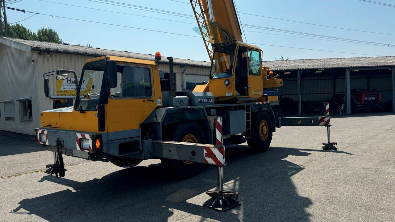 Liebherr LTM 1025 Mobilkran 40m Doppelklappspitze - Truk derek: gambar 2 Liebherr LTM 1025 Mobilkran 40m Doppelklappspitze - Truk derek: gambar 2