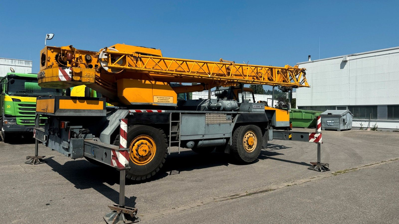 Liebherr LTM 1025 Mobilkran 40m Doppelklappspitze - Truk derek: gambar 3 Liebherr LTM 1025 Mobilkran 40m Doppelklappspitze - Truk derek: gambar 3