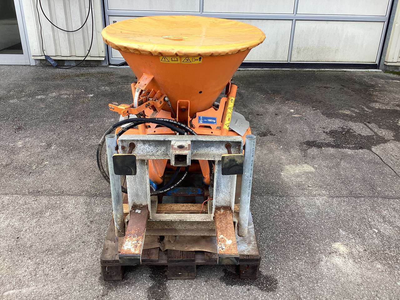 Rauch SA121R Typ4 - Penyebar pasir/ Garam: gambar 5 Rauch SA121R Typ4 - Penyebar pasir/ Garam: gambar 5