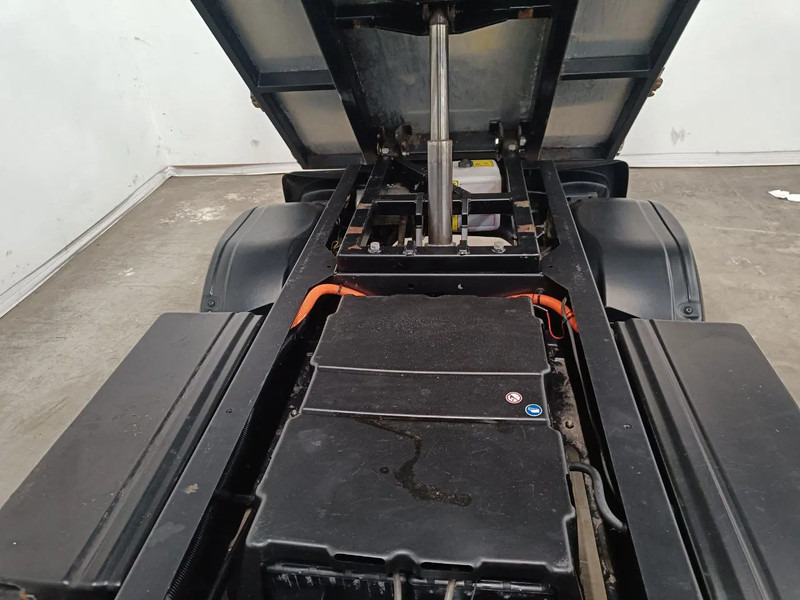 Kereta golf Mega Hydraulisch Kipper: gambar 10