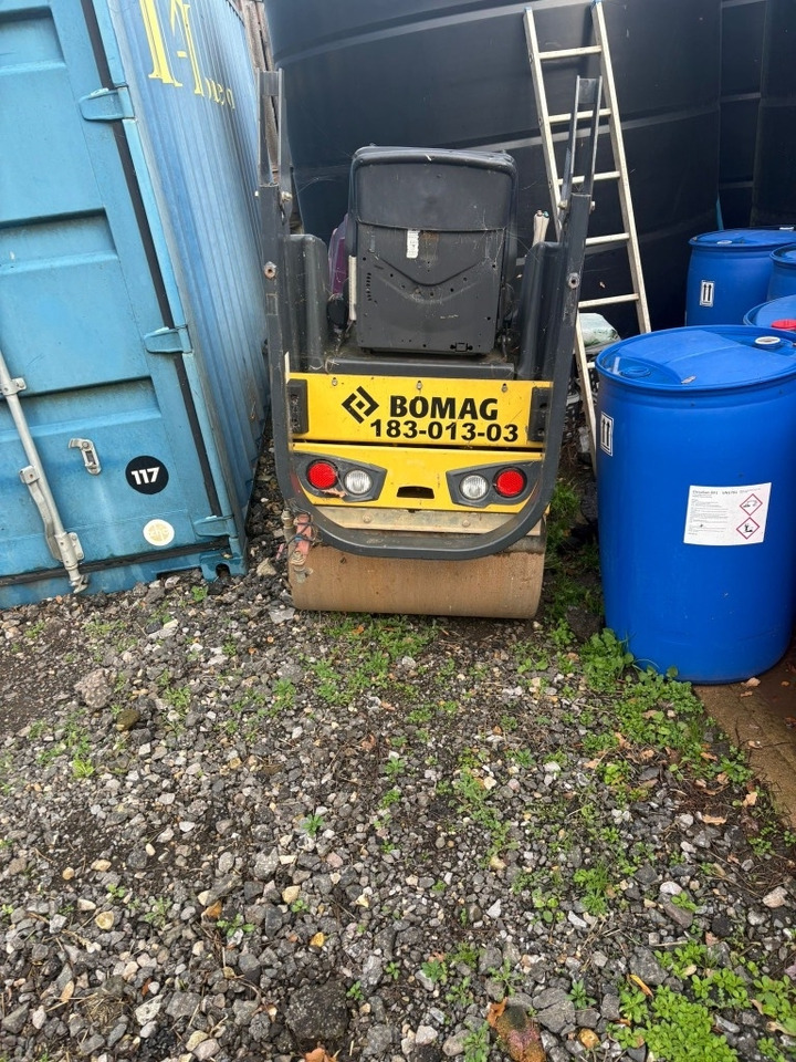 Bomag BW 80 AD-5 - Roller jalan: gambar 3 Bomag BW 80 AD-5 - Roller jalan: gambar 3