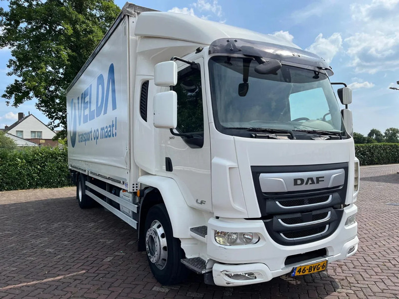 DAF CF 320 FA - Truk box: gambar 4 DAF CF 320 FA - Truk box: gambar 4